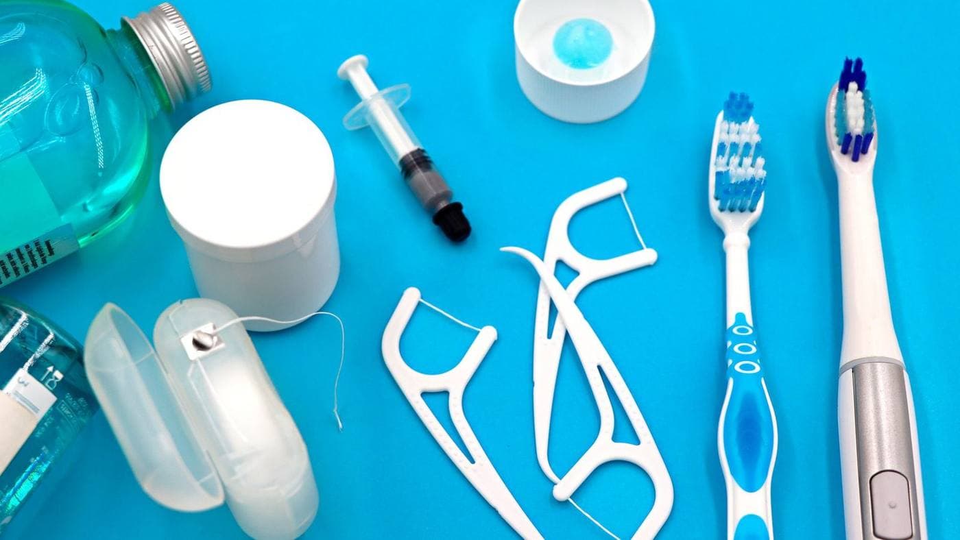 حفره خشک (Dry socket) بعد از کشیدن دندان؛ چرا پیش می‌آید و چطور جلویش را بگیریم